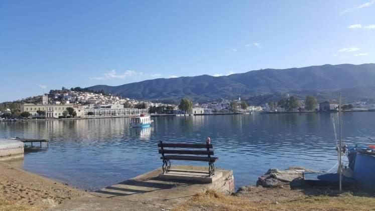 Апартаменти Sunray Studio In Poros Poros Town Екстер'єр фото